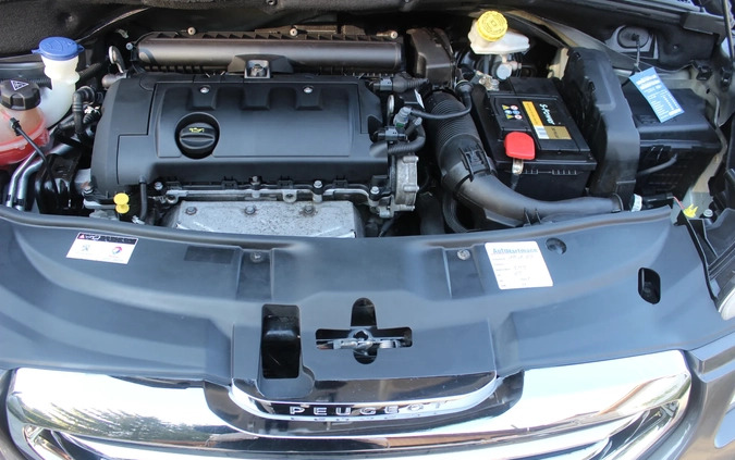 Peugeot 2008 cena 36500 przebieg: 136000, rok produkcji 2014 z Żywiec małe 407